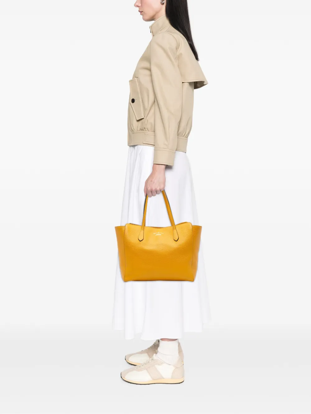 Gucci Pre-Owned 2016-2025 Medium Leather Swing tote bag | Pre-Owned | Image 2