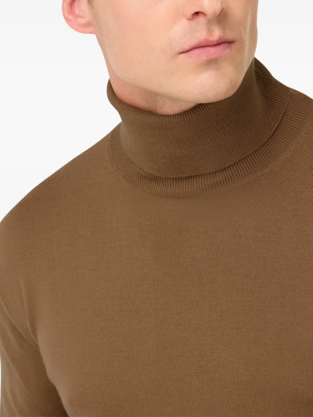 Boggi Milano Trui met hoge hals Bruin