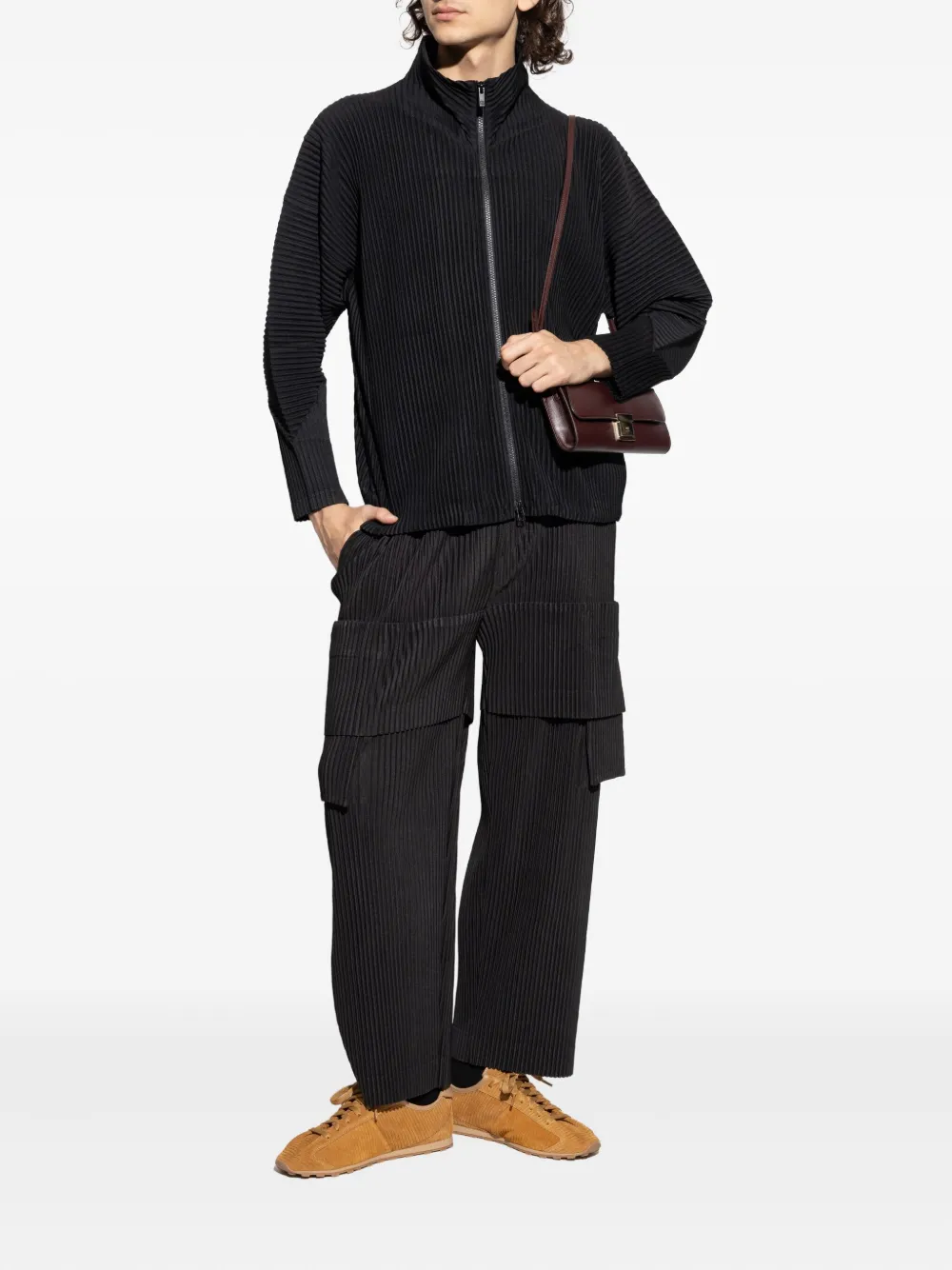 Issey Miyake Pleated Zip-fastening Jacket In Black