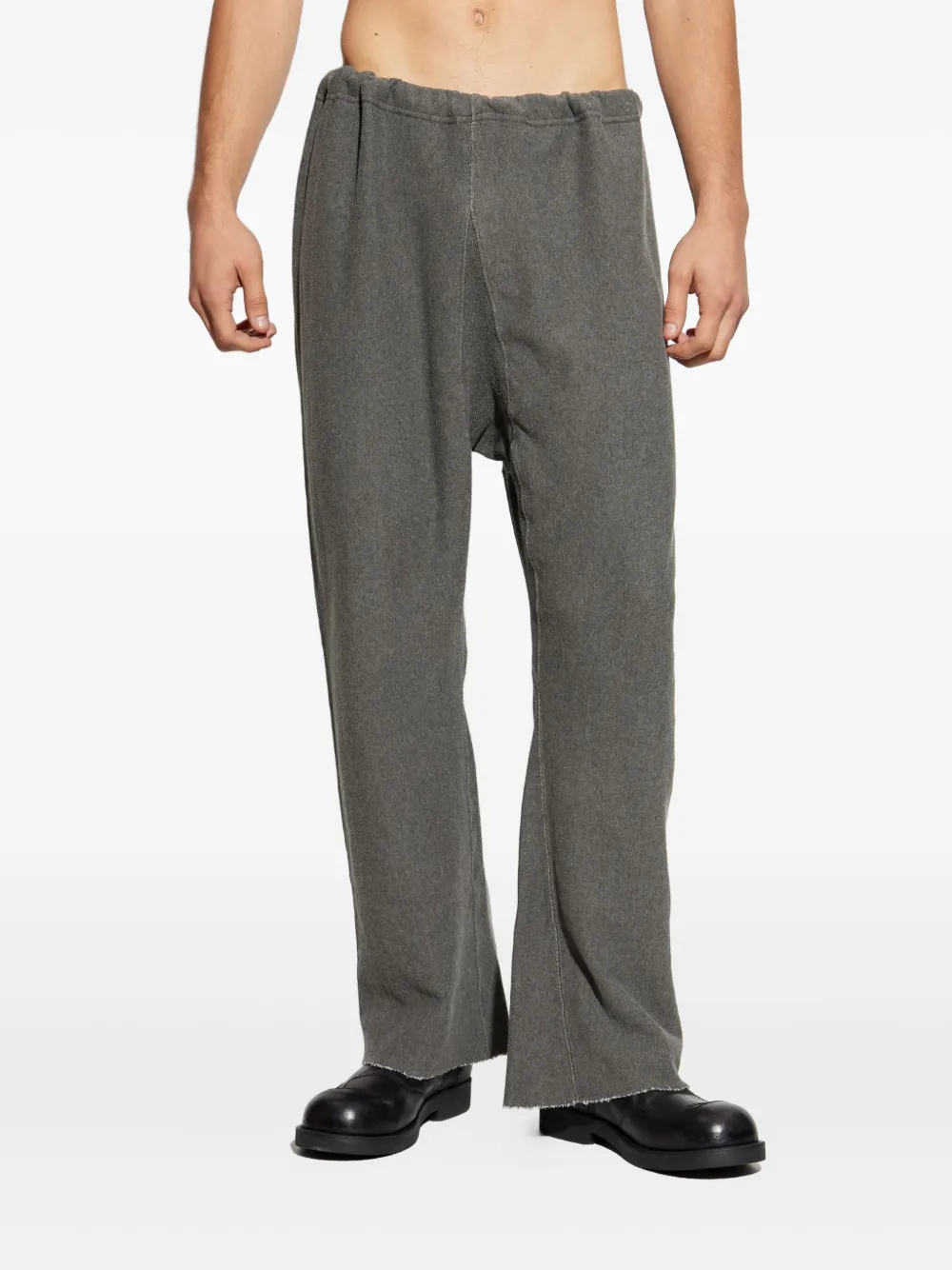 Maison Margiela elastic-waist frayed-hem trousers | Grey | Image 1