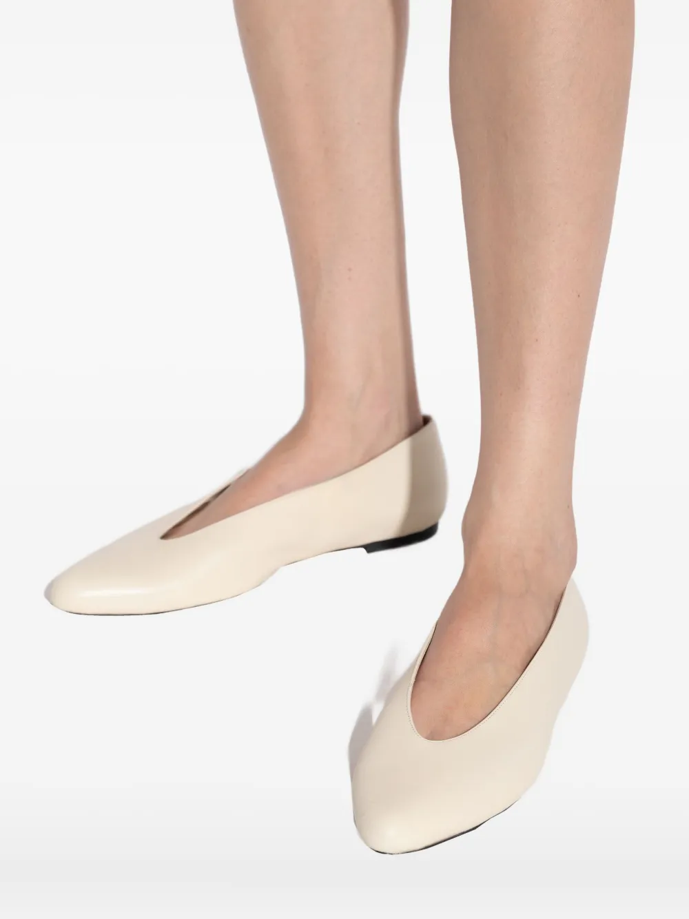 Neous Beid Pointed-toe Leather Ballet Flats In White