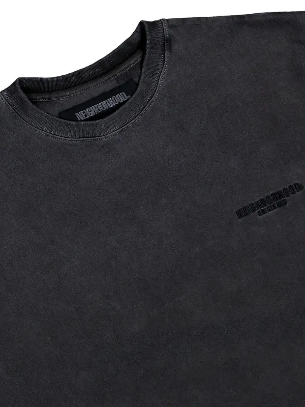 Neighborhood ピグメントダイ Tシャツ | ブラック | FARFETCH JP