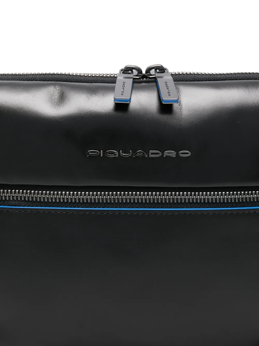 PIQUADRO Schoudertas met rits en logoplakkaat Zwart