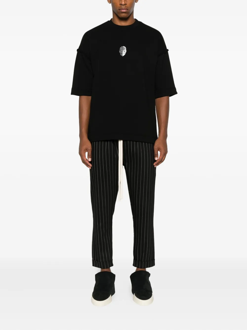 HAMZA pinstripe-drawstring trousers - Zwart