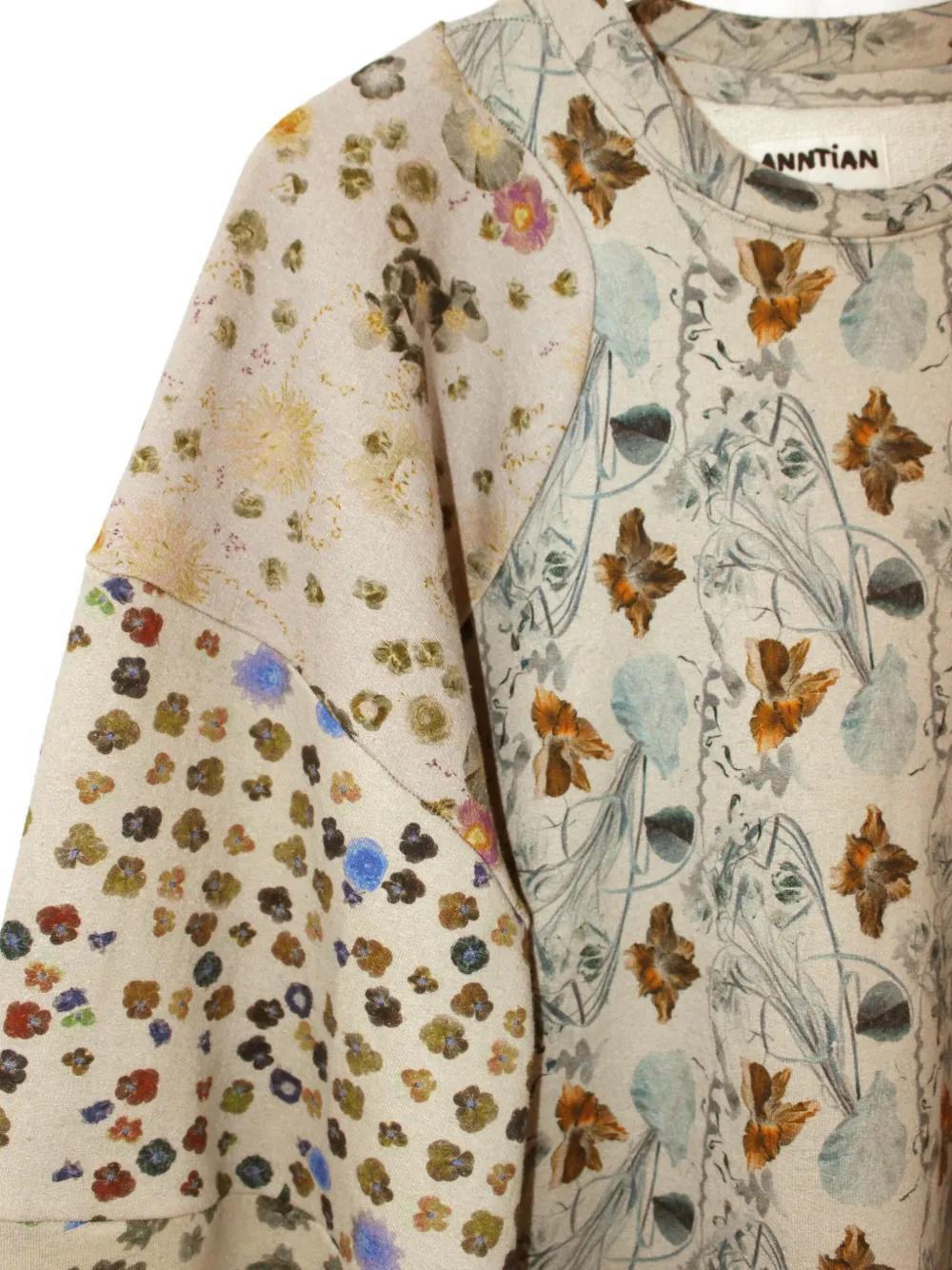 Anntian Floral-patchwork Pullover In Neutral