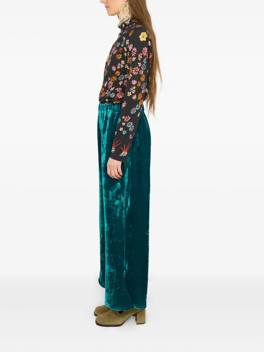 Anntian Floral-print Sweater In Black