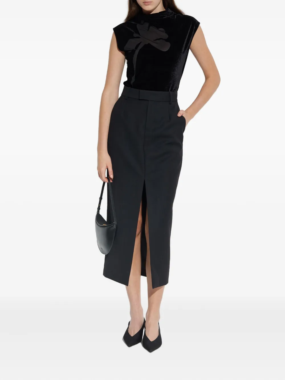 SAMSOE SAMSOE flower-applique velvet top | Blouses | Image 2