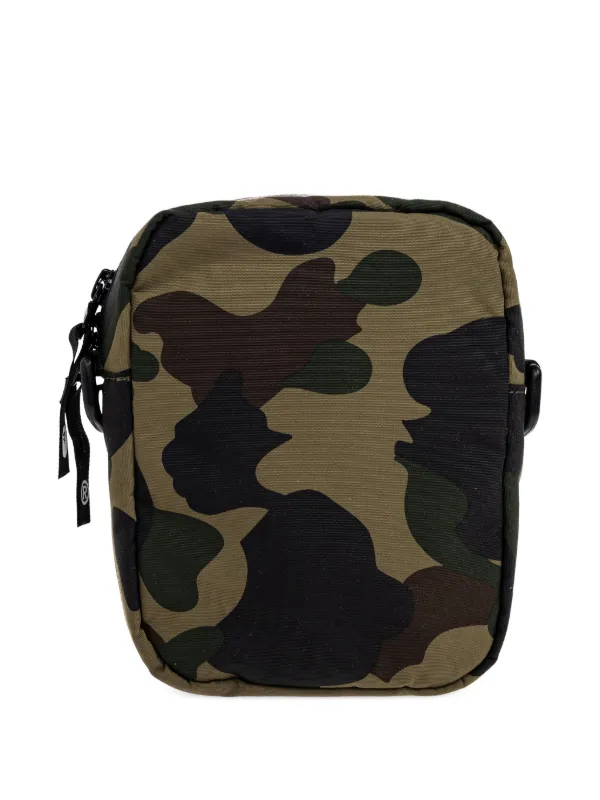 A BATHING APE カモフラージュショルダーバッグ シャーク A BATHING APE® カモフラージュ シャーク ショルダーバッグ | グリーン