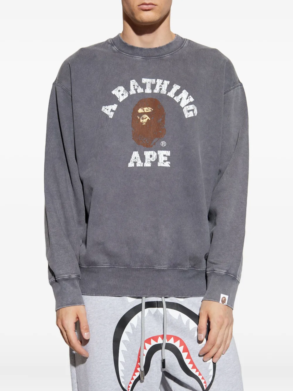 A Bathing Ape Mens Charcoal College Graphic-print Cotton Sweatshirt Xl In Gray