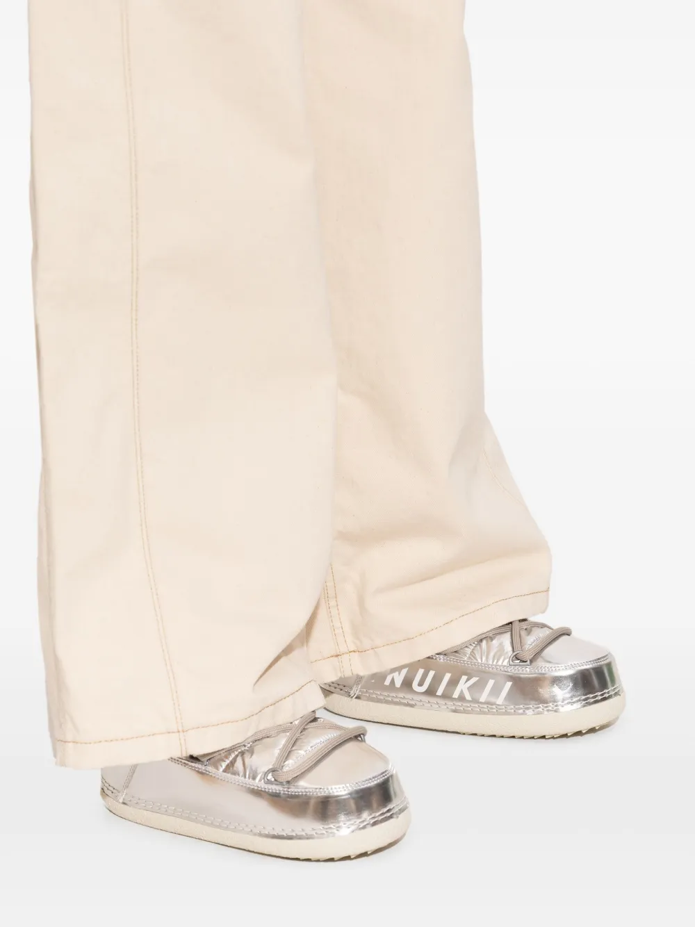 Inuikii Mountain gewatteerde metallic snow boots Zilver