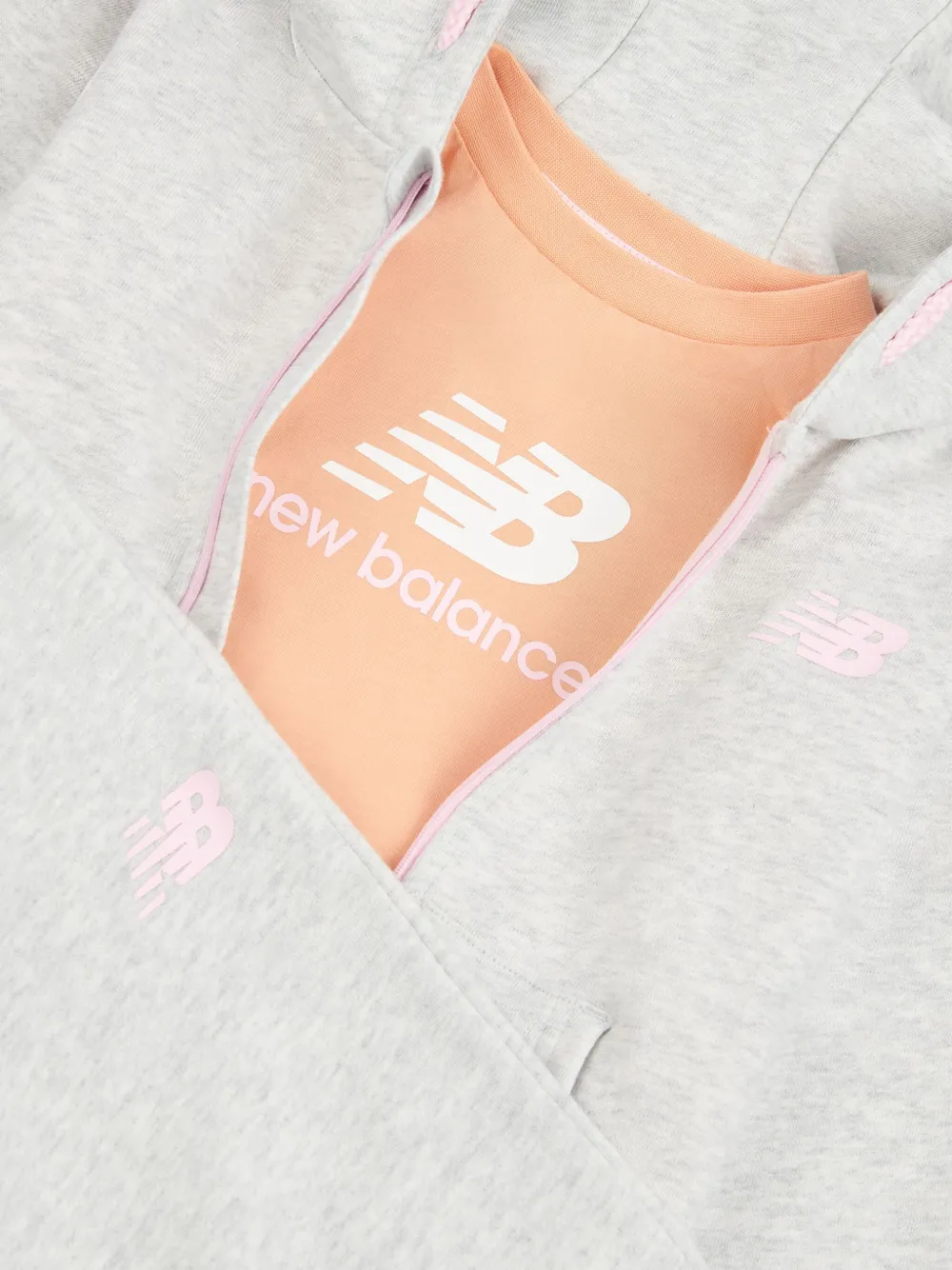 New Balance Girls T-shirt And Tracksuit Set In Gray