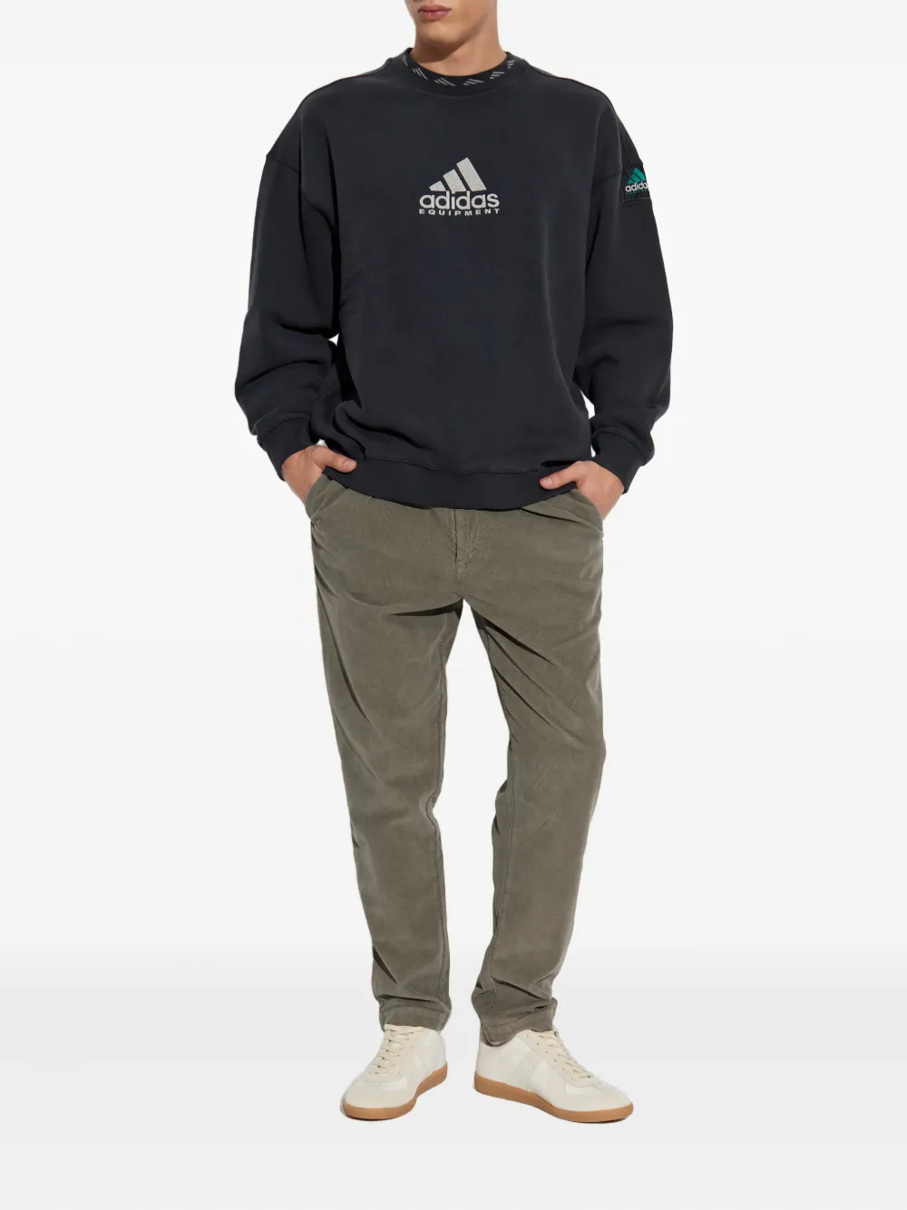 Adidas logo-patch crew-neck sweatshirt - Zwart