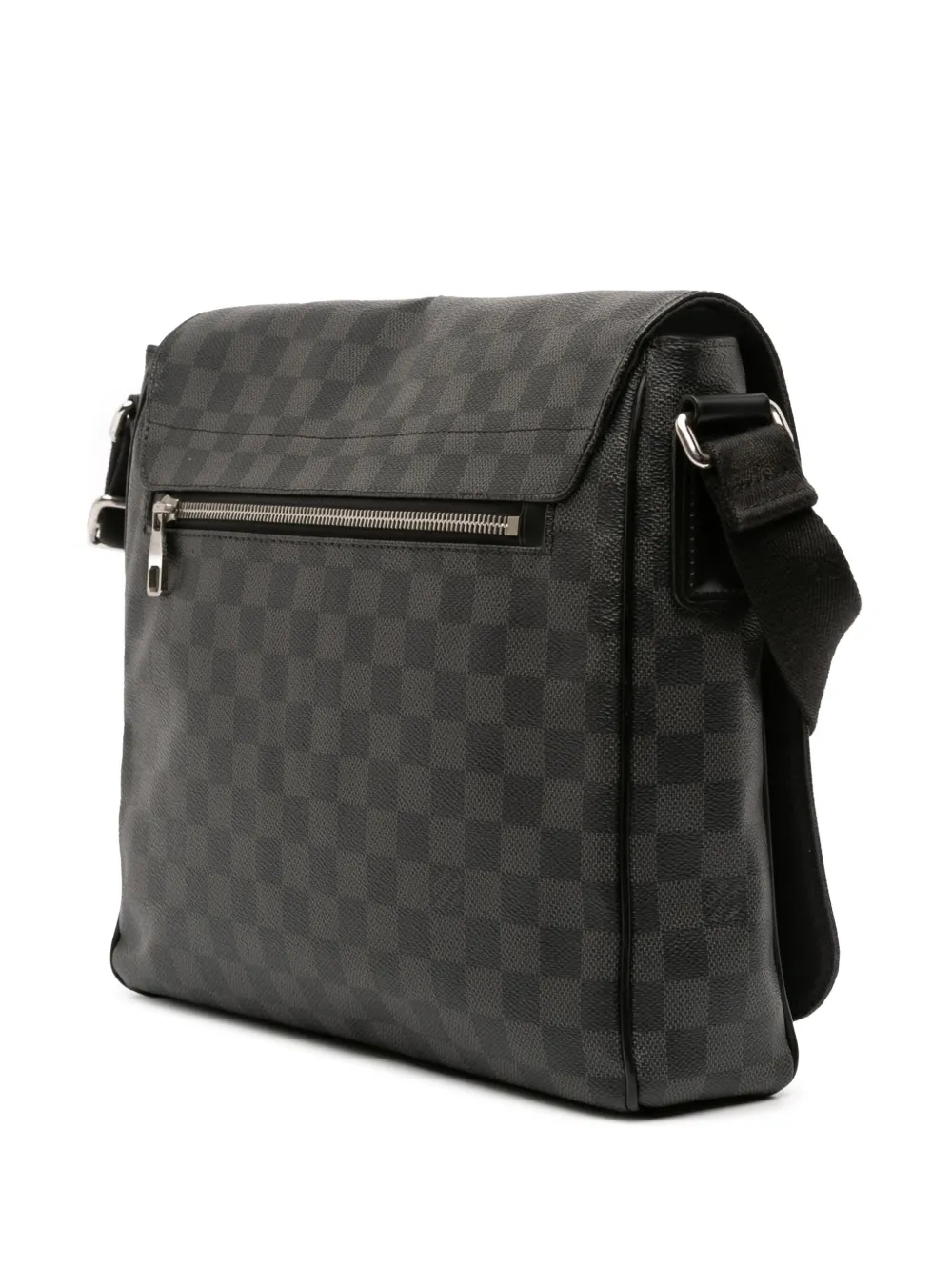 Pre-owned Louis Vuitton 2015 Damier Graphite District Mm Crossbody Bag In Black