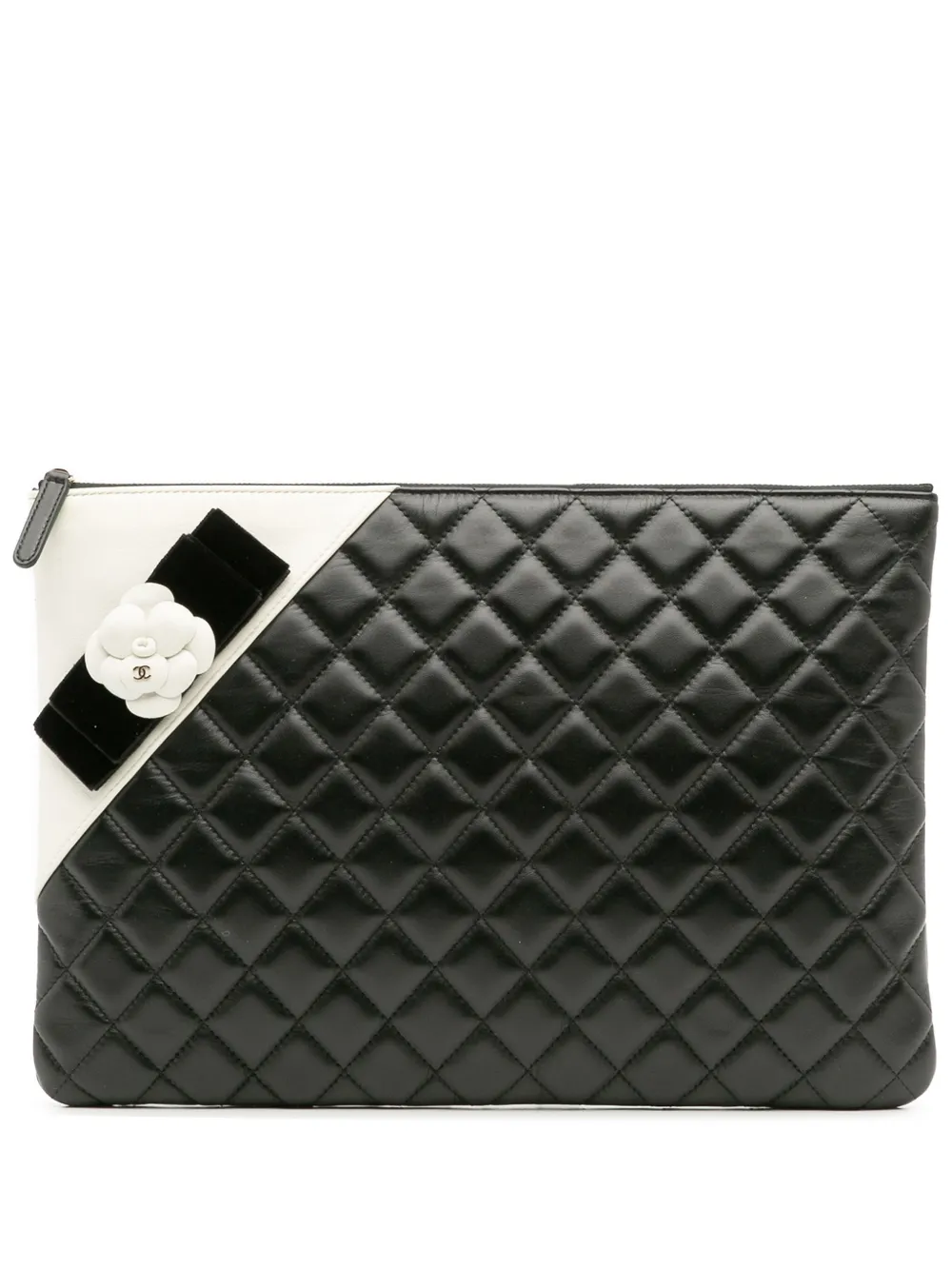 Pre-owned Chanel 2016-2017 Large Quilted Lambskin Camellia O Case Clutch Bag In White
