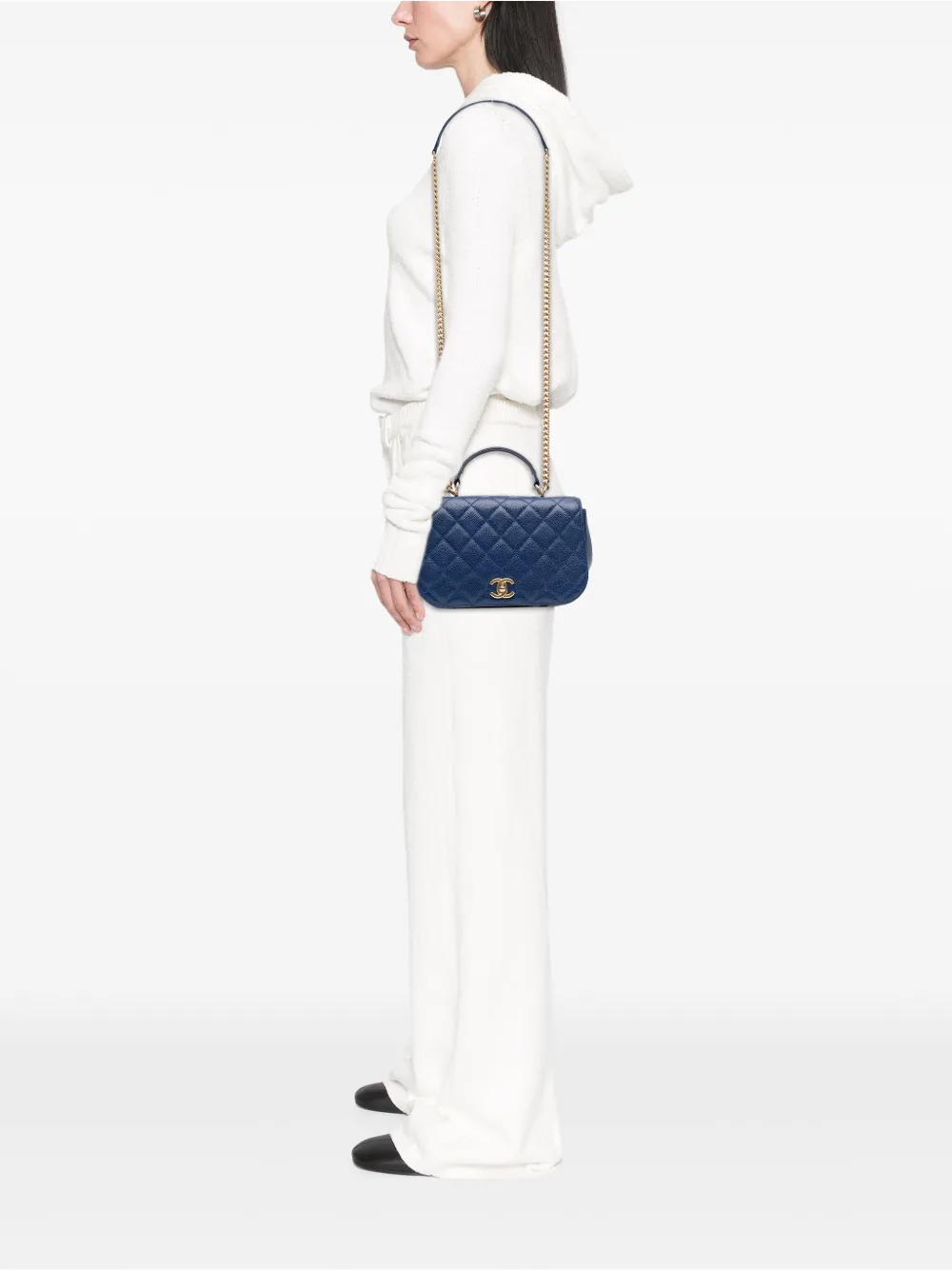 CHANEL Pre-Owned 2017-2018 Small Quilted Caviar Carry Around Flap satchel | Pre-Owned | Image 2