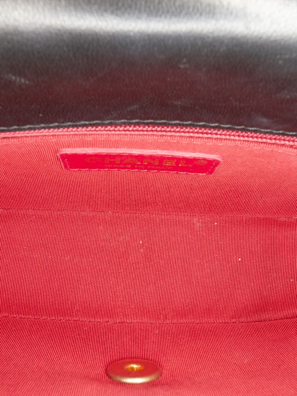 Pre-owned Chanel 2020 Small Quilted Lambskin Cc Coin Flap Crossbody Bag In Black