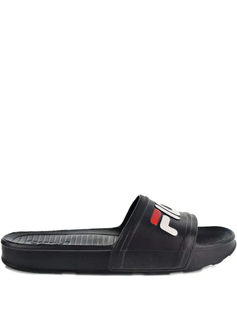 Fila logo-embellished slides