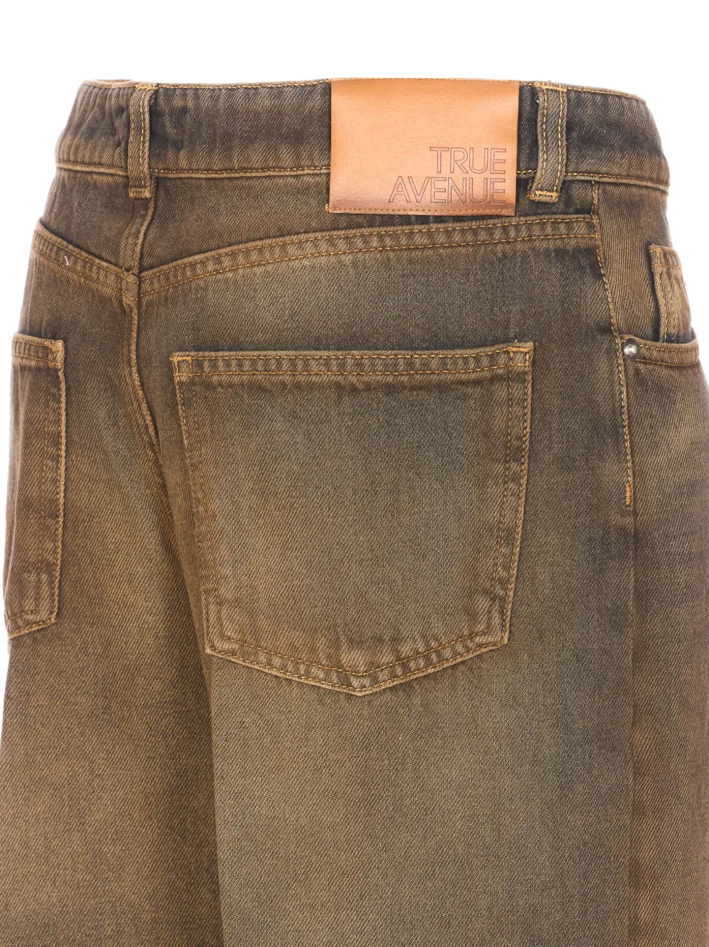 True Avenue Brown Clara Jeans Zip And Button Closure In Brown