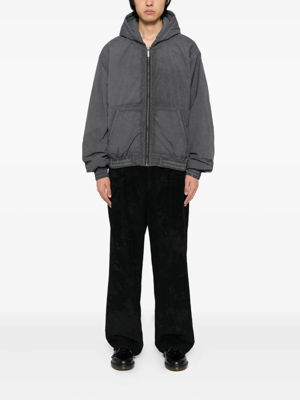 izzue logo-embroidered jacket | Down Jackets | Image 2