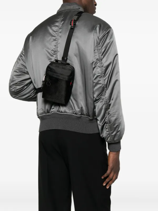 Gucci Nexus メッセンジャーバッグ ミニ | ブラック | FARFETCH JP