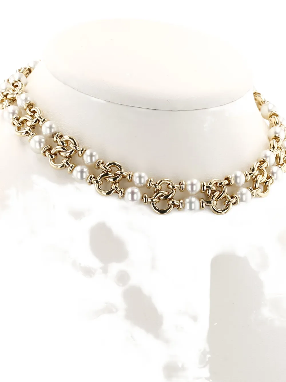 Pre-owned Bvlgari 1980s Yellow Gold Akoya Pearl Necklace