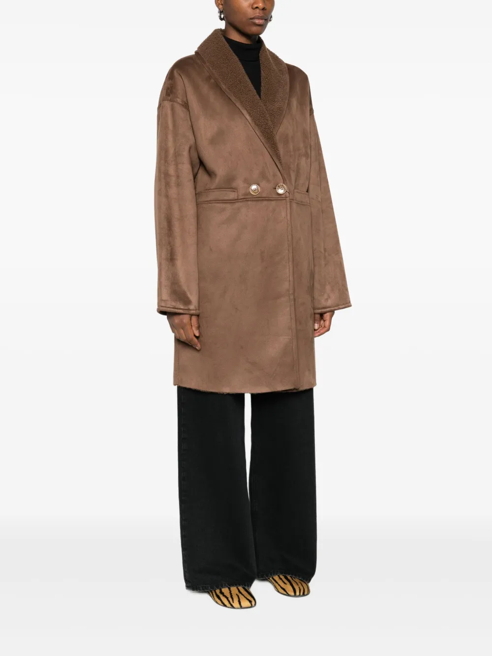 Betta Corradi Double-breasted Fleece-lined Coat In Brown