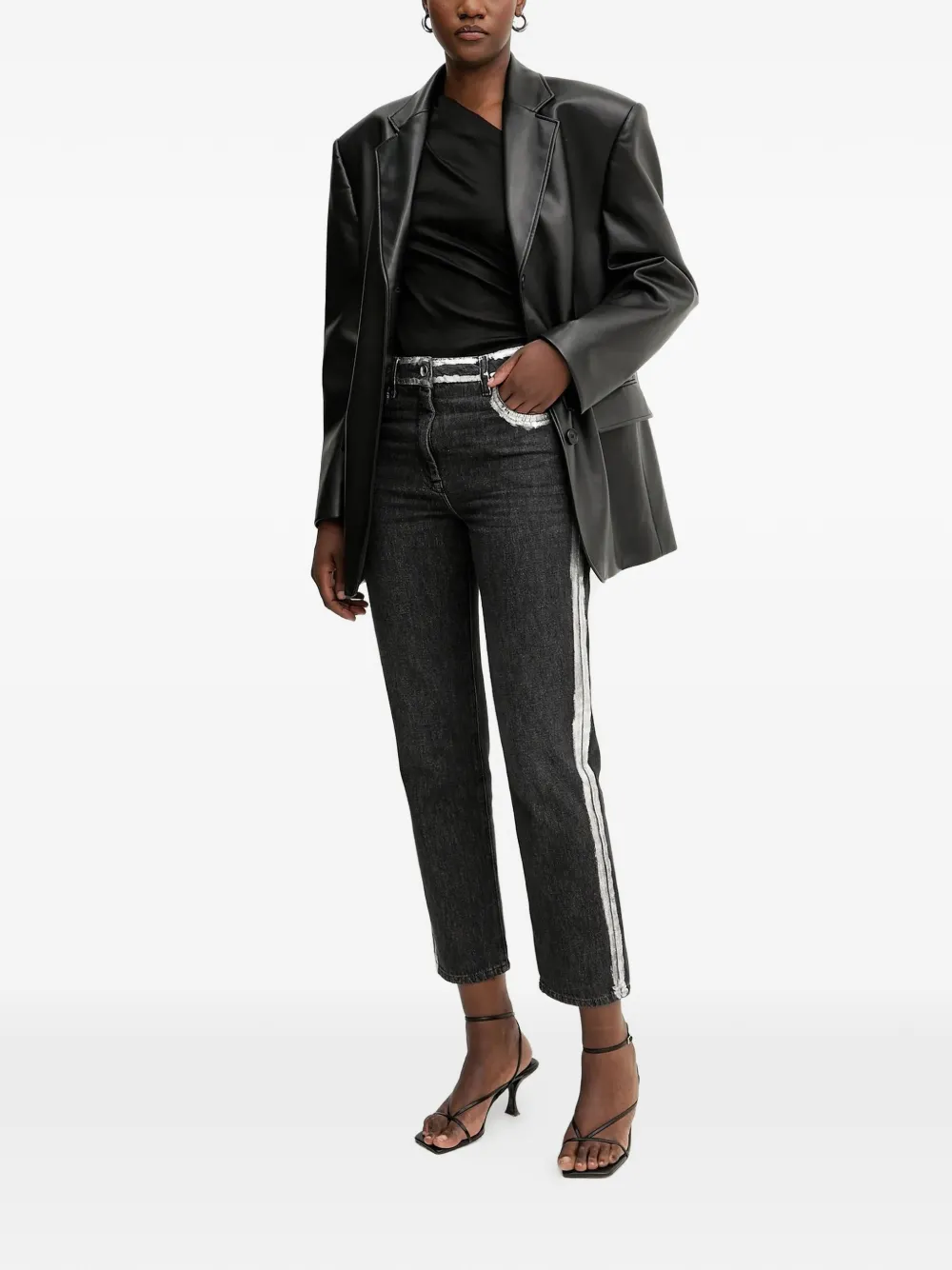 Contrasting-Trim Jeans