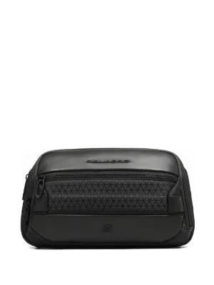 Peacemaker Oamc パデッド ベルトバッグ M | ブルー | FARFETCH JP