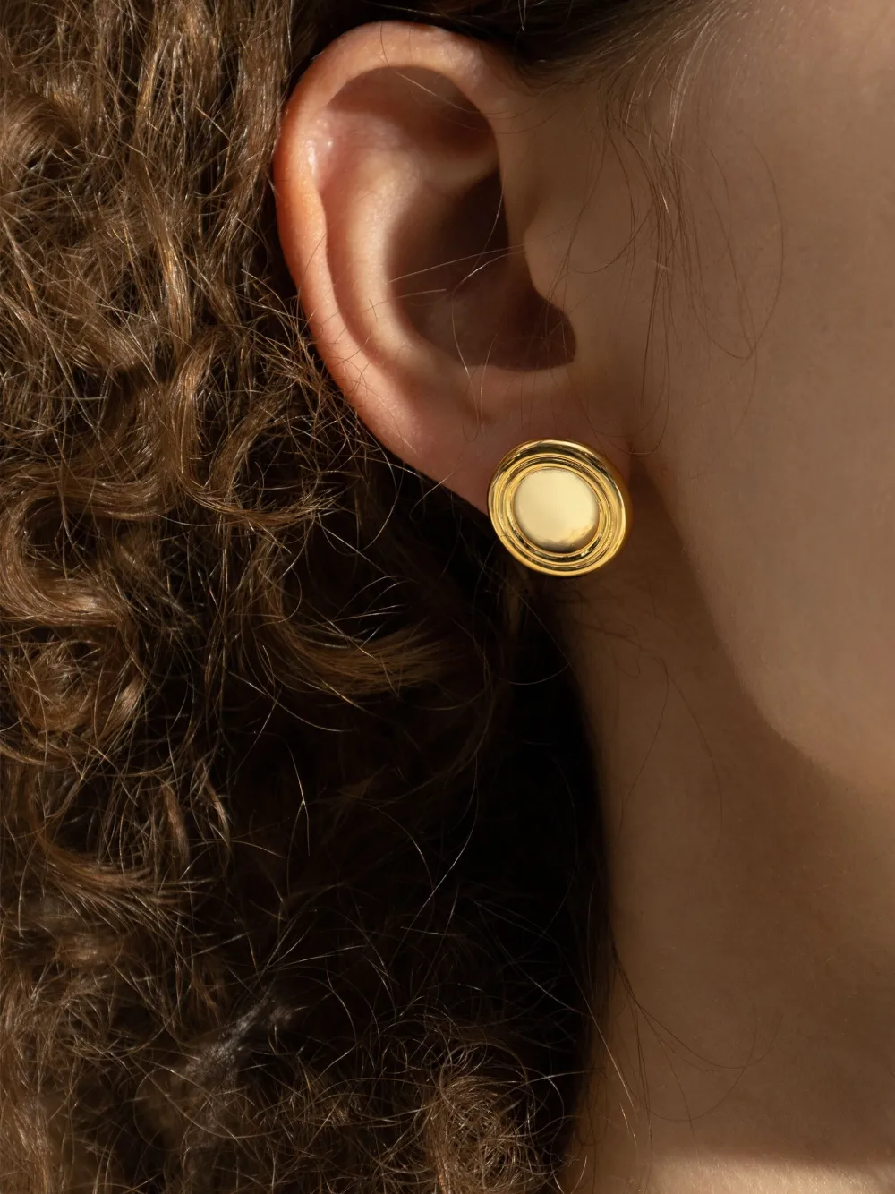 LIE STUDIO Eloise earrings - Goud