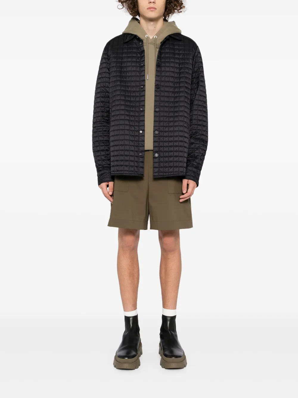 Moncler Shorts met logo - Groen