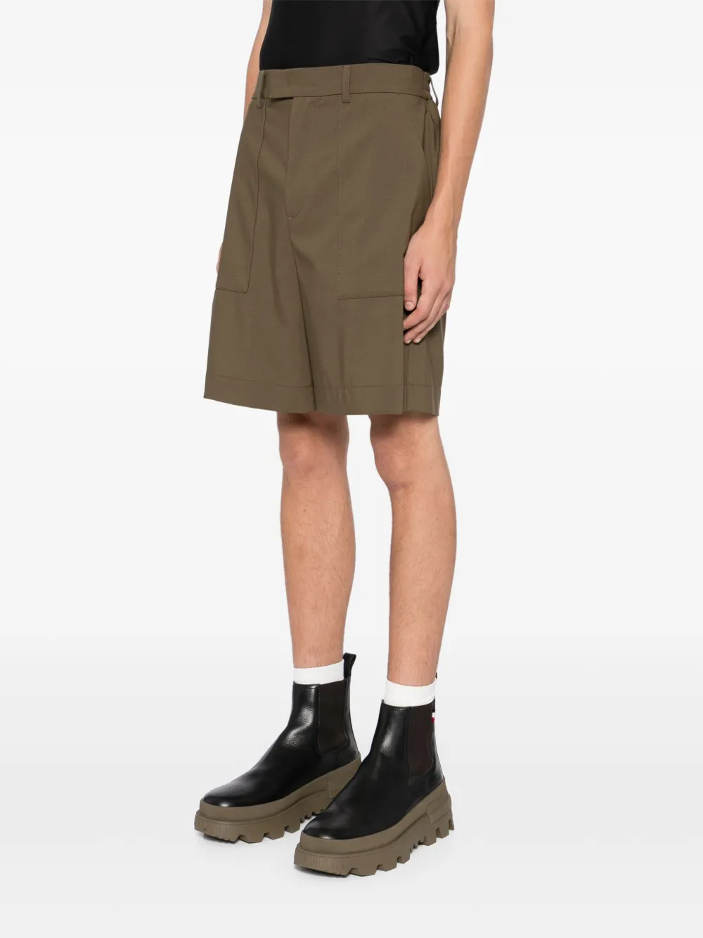 Moncler Shorts met logo Groen