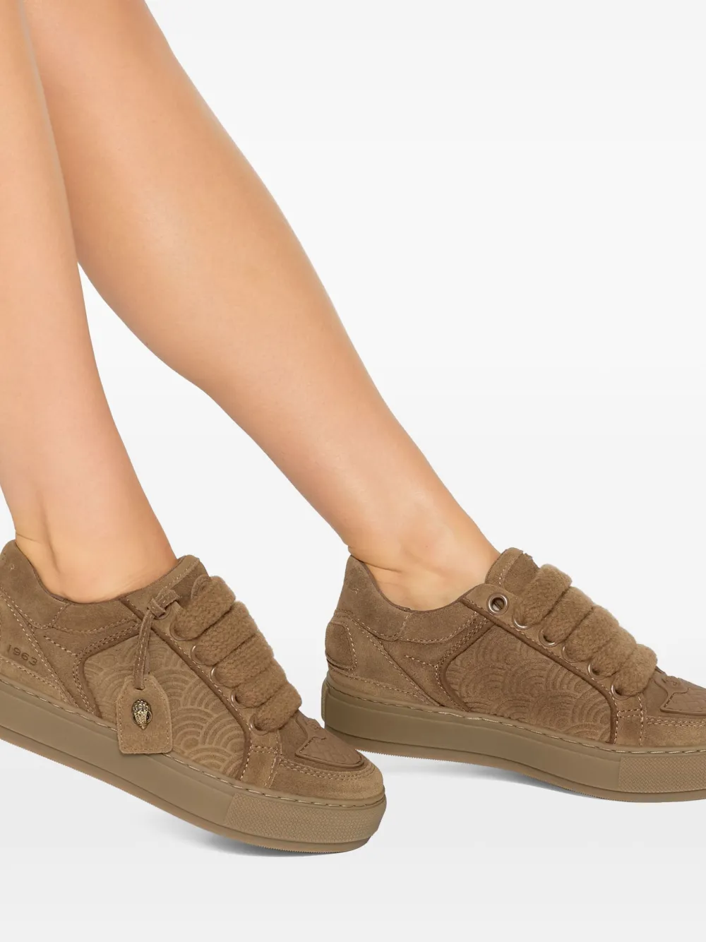 Kurt Geiger London Southbank Tag gewatteerde sneakers met adelaarshoofd Bruin