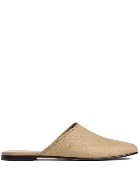 12 STOREEZ leather mules
