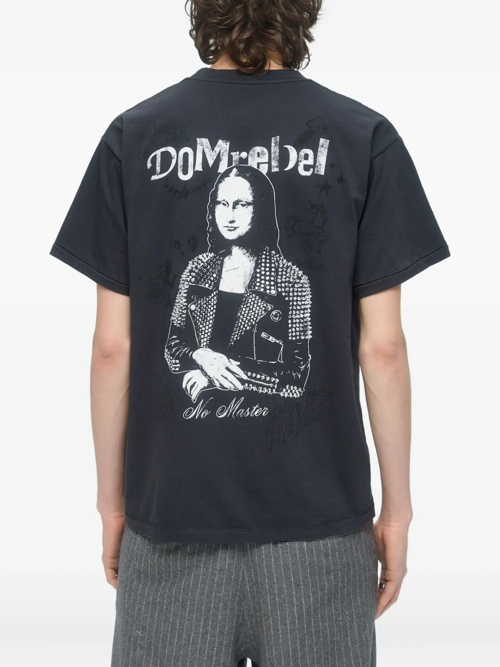 DOMREBEL She Is Her T-shirt met grafische print Zwart