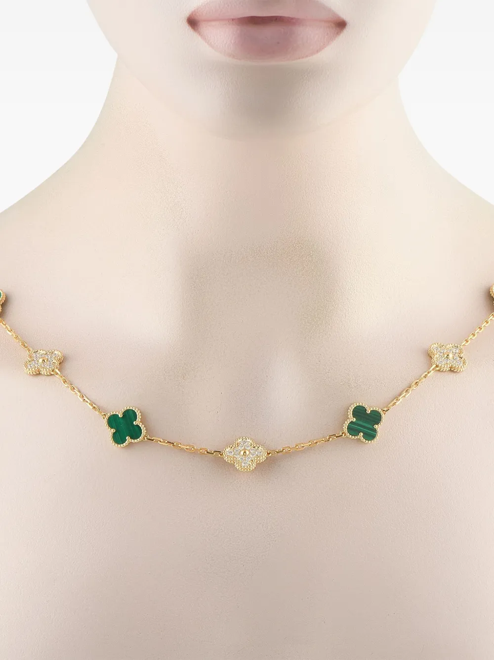 Van Cleef & Arpels 18K yellow gold Luck diamond and malachite necklace | Image 2