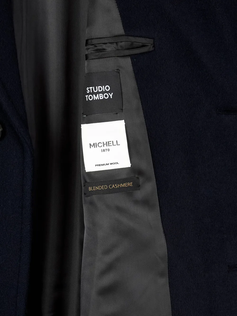 Studio Tomboy Three-button Welt-pocket Coat In Black