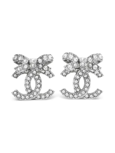CHANEL Pre-Owned 2020s bow-logo rhinestone earrings