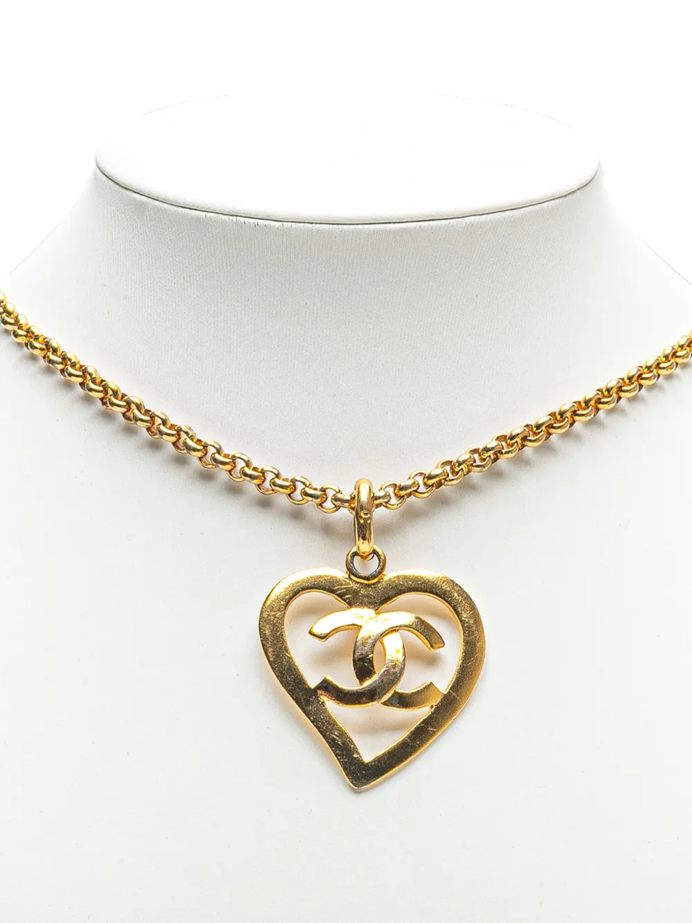 Pre-owned Chanel 1995 Gold Plated Cc Heart Pendant Necklace Costume Necklace