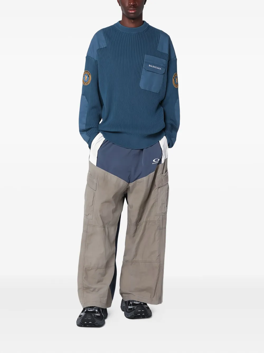 Balenciaga logo-appliqué ribbed-knit jumper | Knitted Sweaters | Image 2