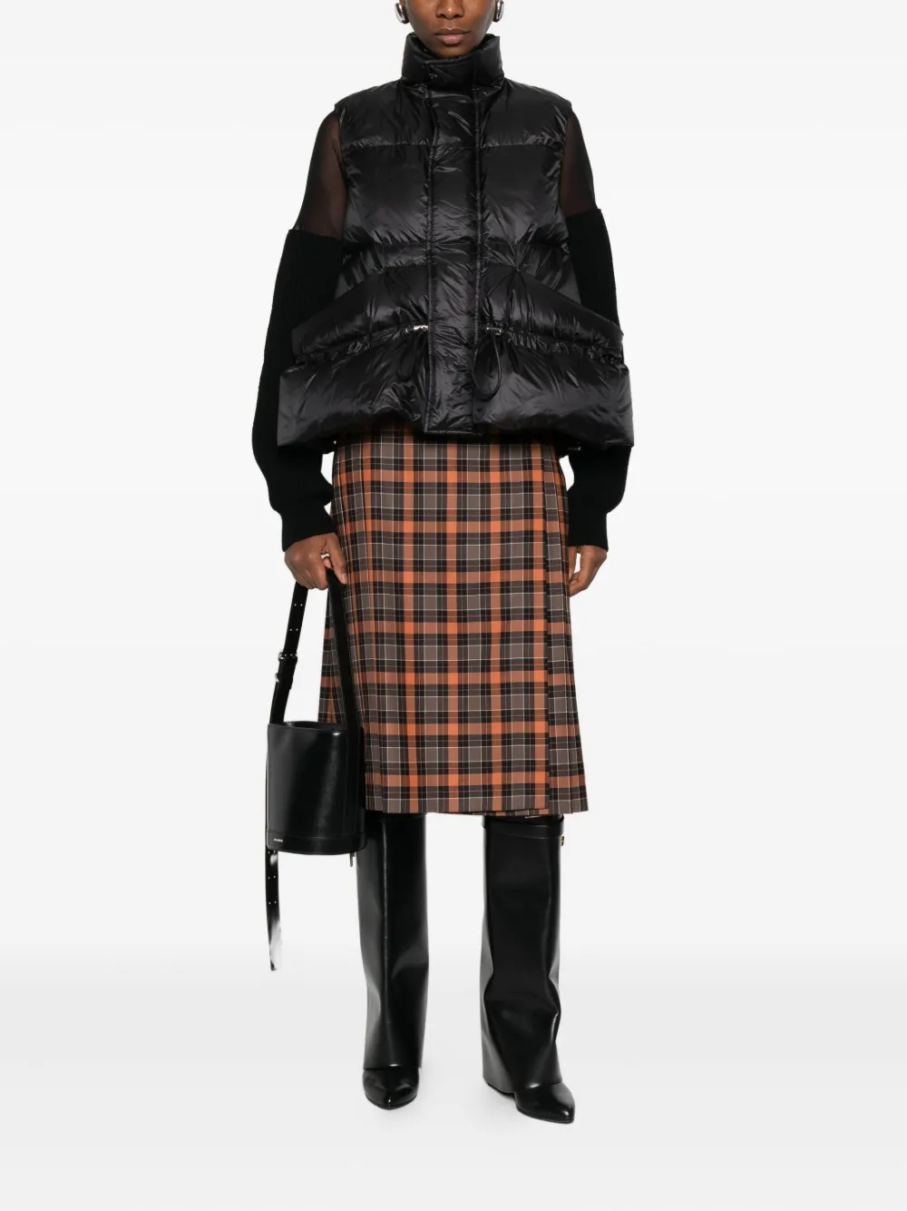 Sacai Quilted Sleeveless Vest In Black