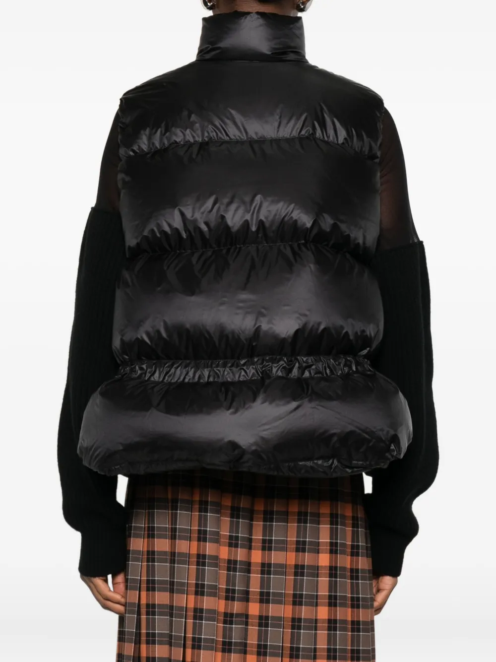 Sacai Quilted Sleeveless Vest In Black