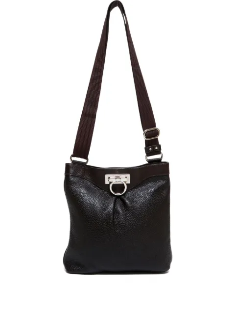Ferragamo Pre-Owned 2000-2020 Gancini-detail shoulder bag