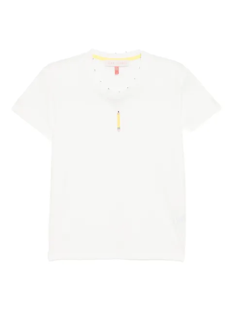 Mira Mikati playera con lápiz bordado