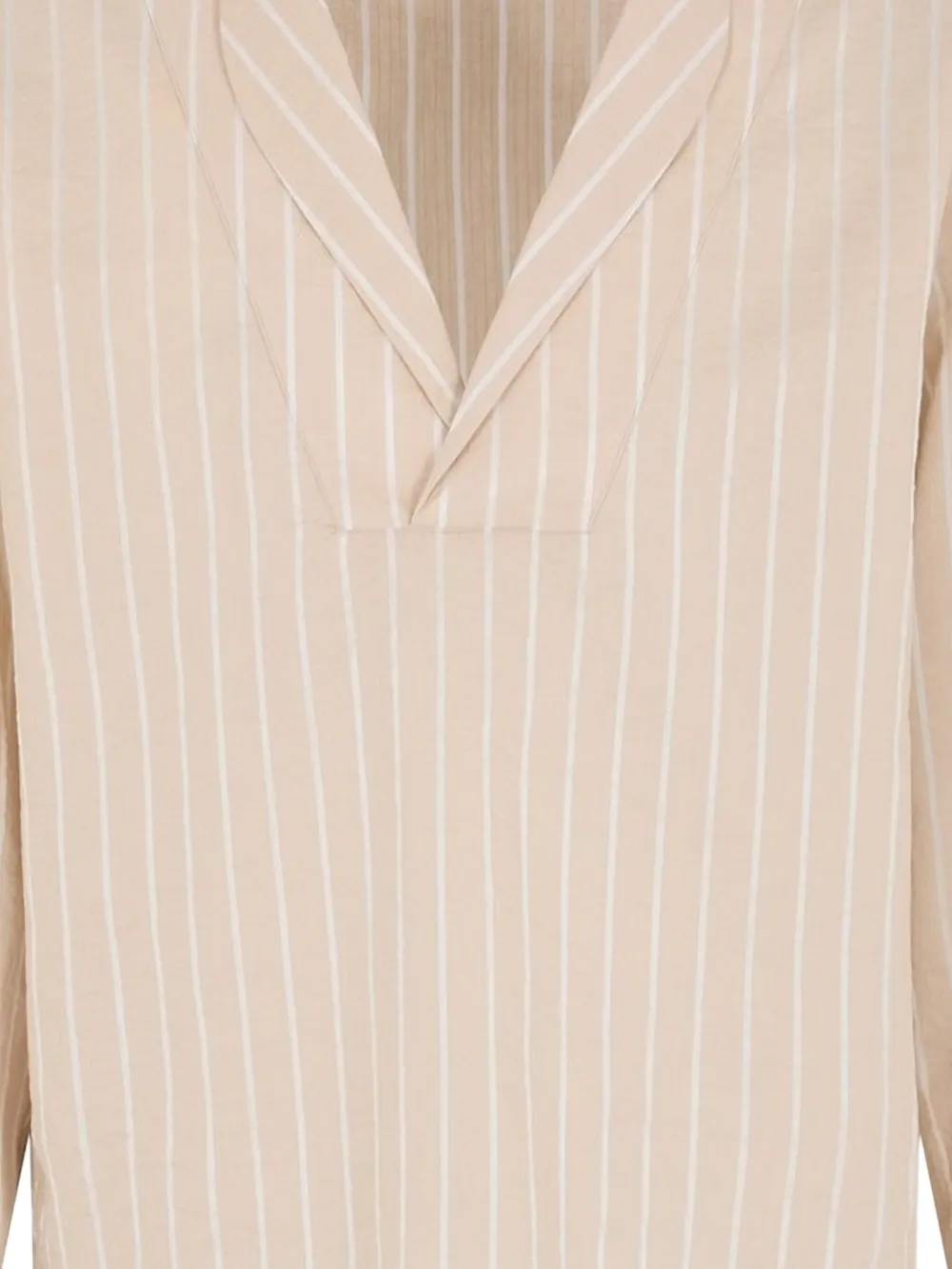 Giorgio Armani Gestreept overhemd met V-hals - Beige
