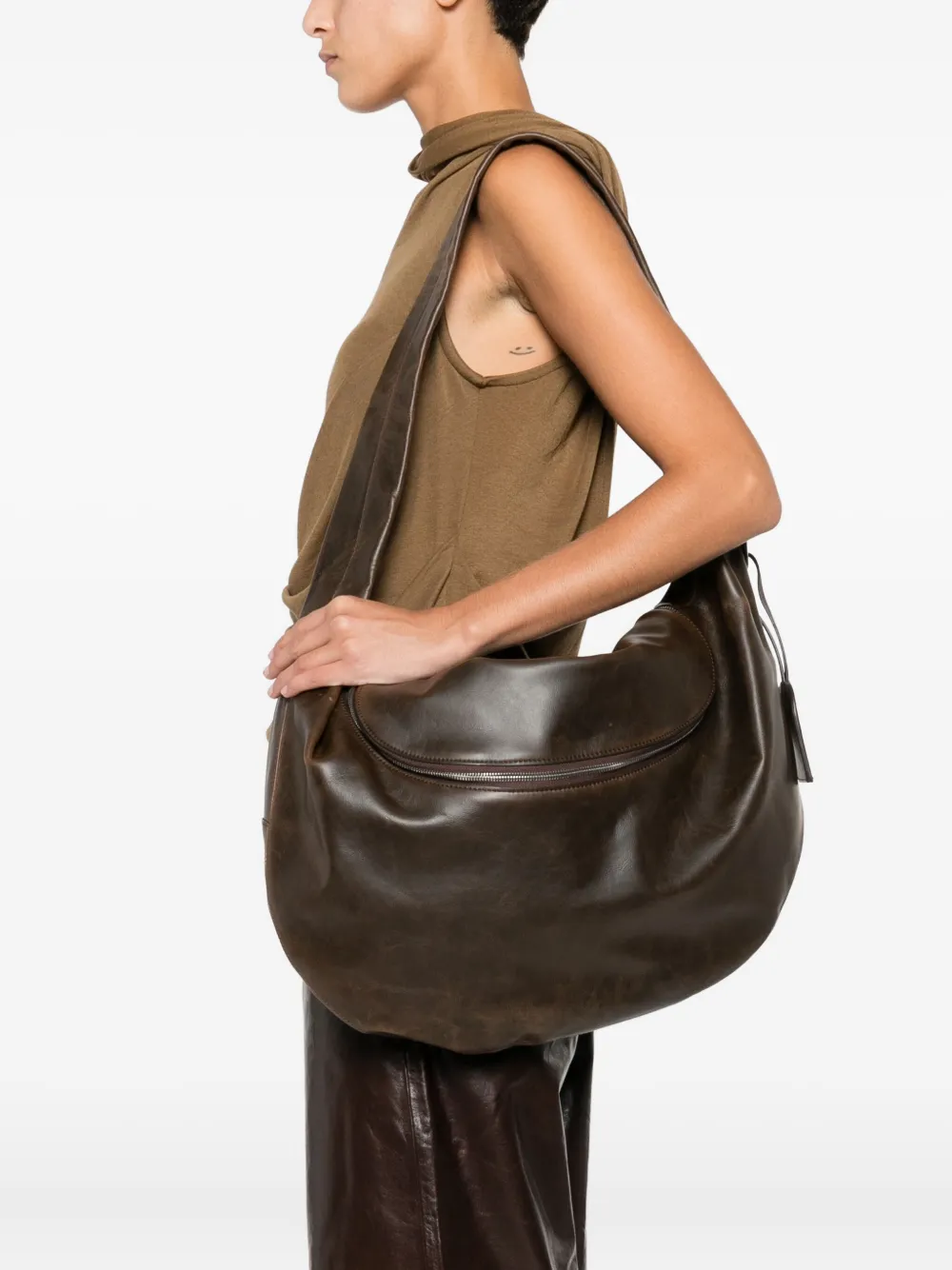 Low Classic leather shoulder bag - Bruin