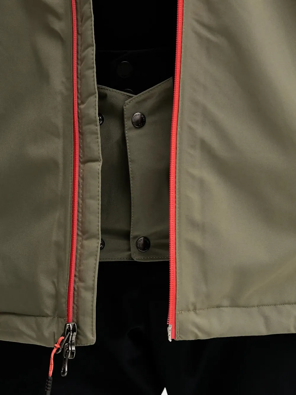 Columbia Ski-jack met capuchon en ritssluiting Zwart