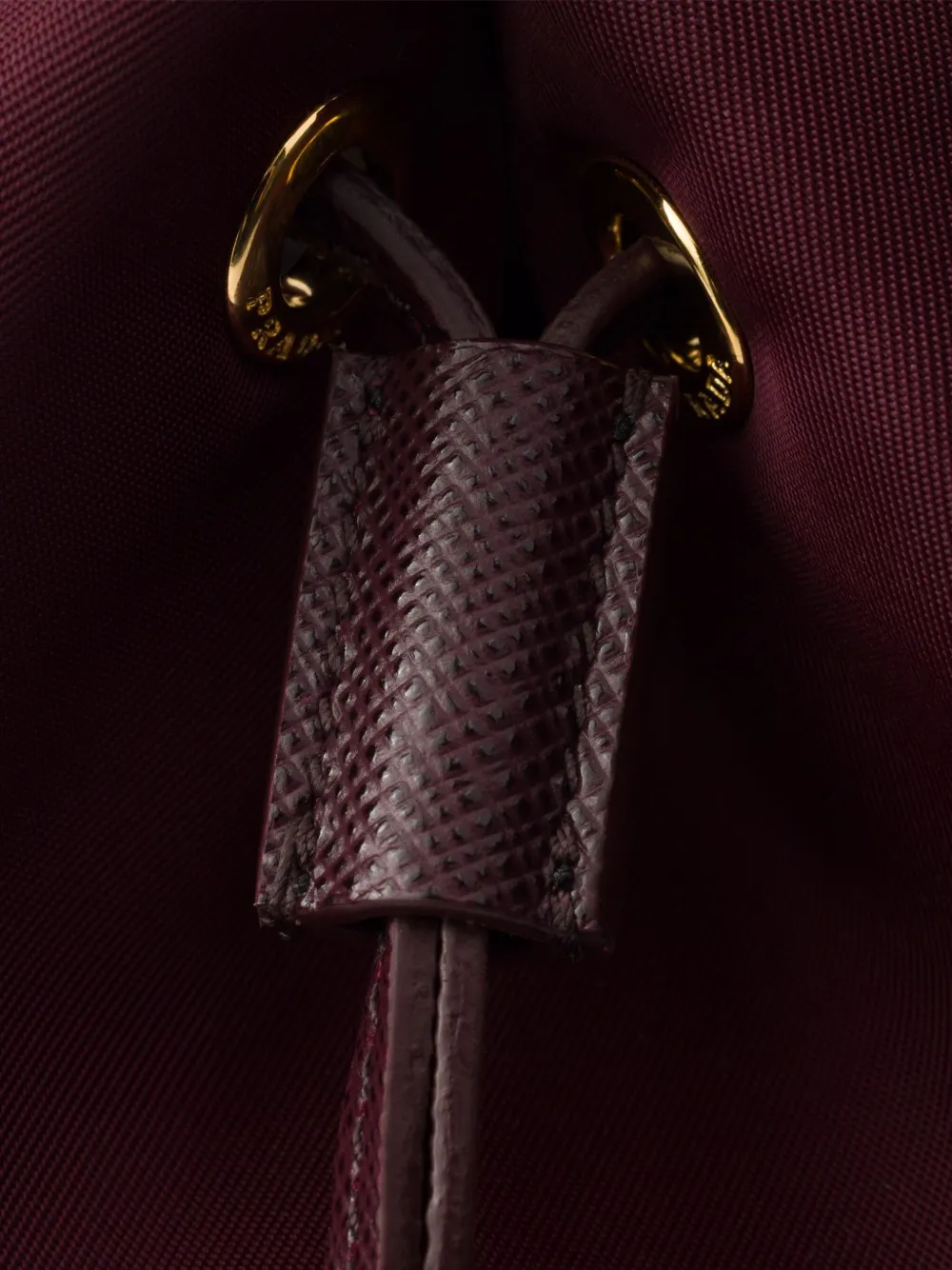 Prada Bucket-tas met logo Rood