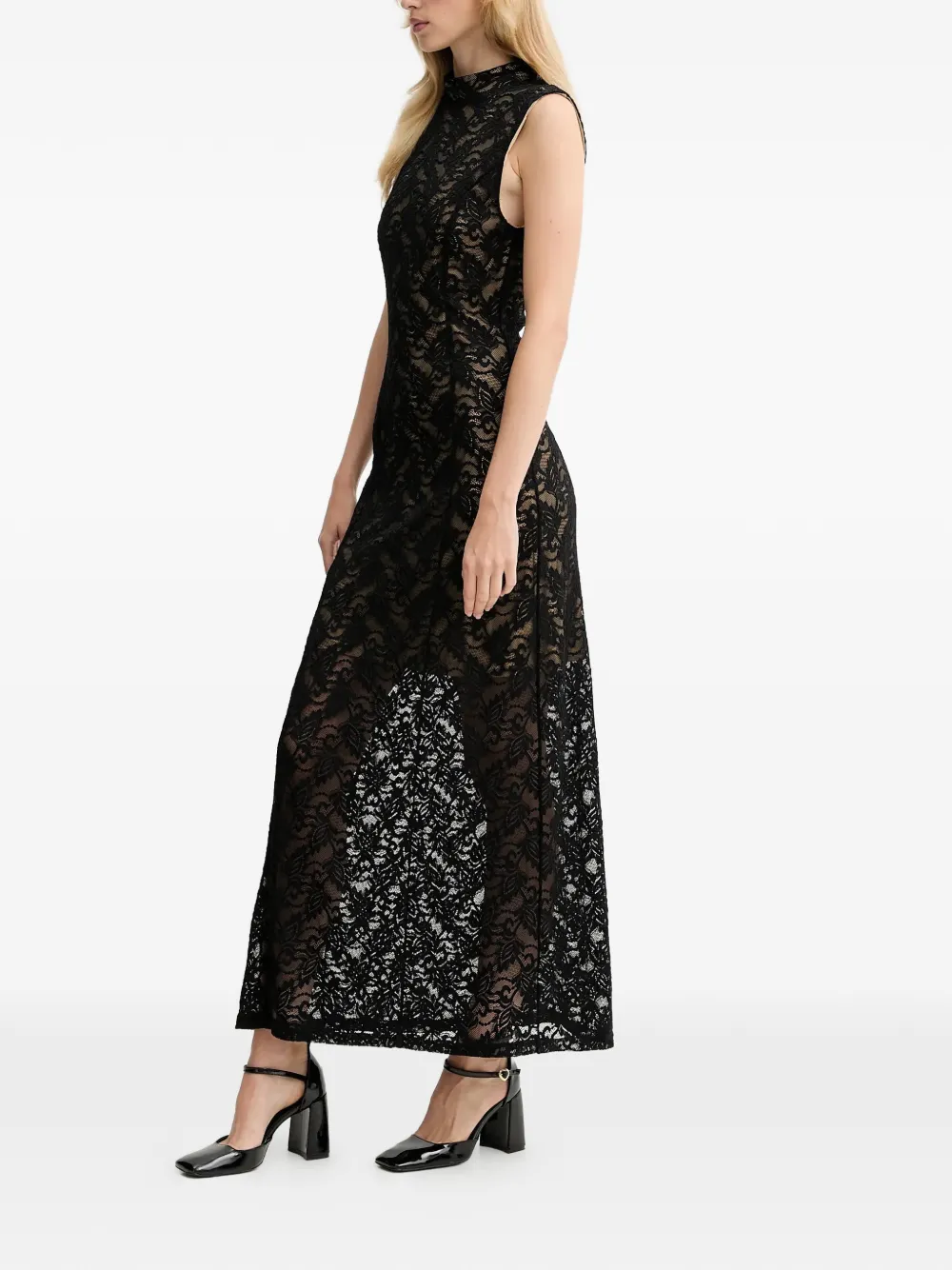 Lace Sleeveless Maxi Dress