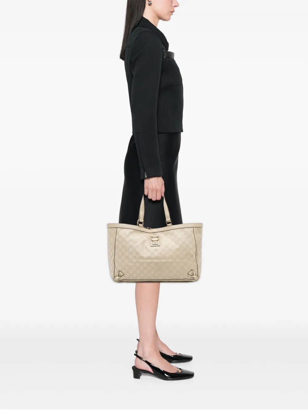 Pre-owned Gucci 2016-2025 Ssima Abbey D Ring Tote Bag In White