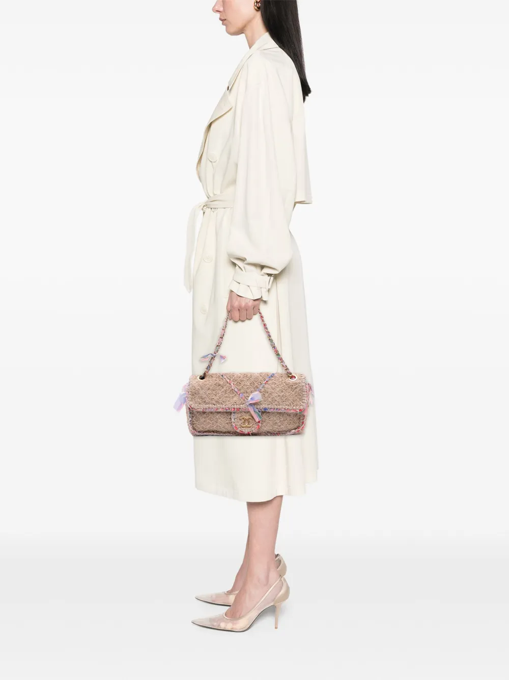 Pre-owned Chanel 2009-2010 Cc Straw Country Flap Shoulder Bag In Brown